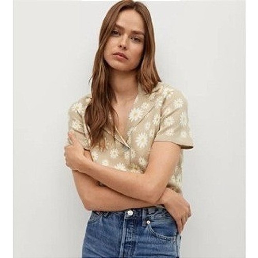 Mango Women's Floral Light Fine Knit Cardigan Beige Daisy Metallic Size S Good